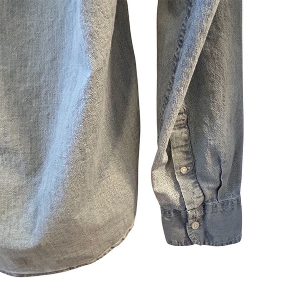 J.Crew Women’s Denim Shirt M tall Blue Long Sleeve Button-Up Classic Fit - Picture 7 of 12